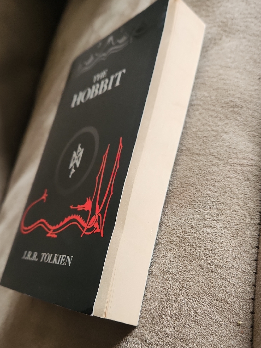 THE HOBBIT   J.R.R. TOLKIEN - Picture 3 of 8
